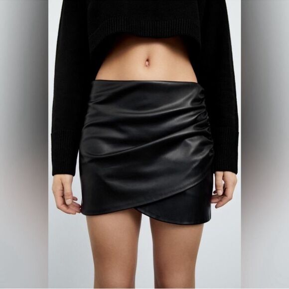 ZARA Faux Leather Wrap Skirt - Picture 4 of 7